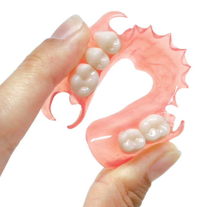TCS unbreakable flexible dentures